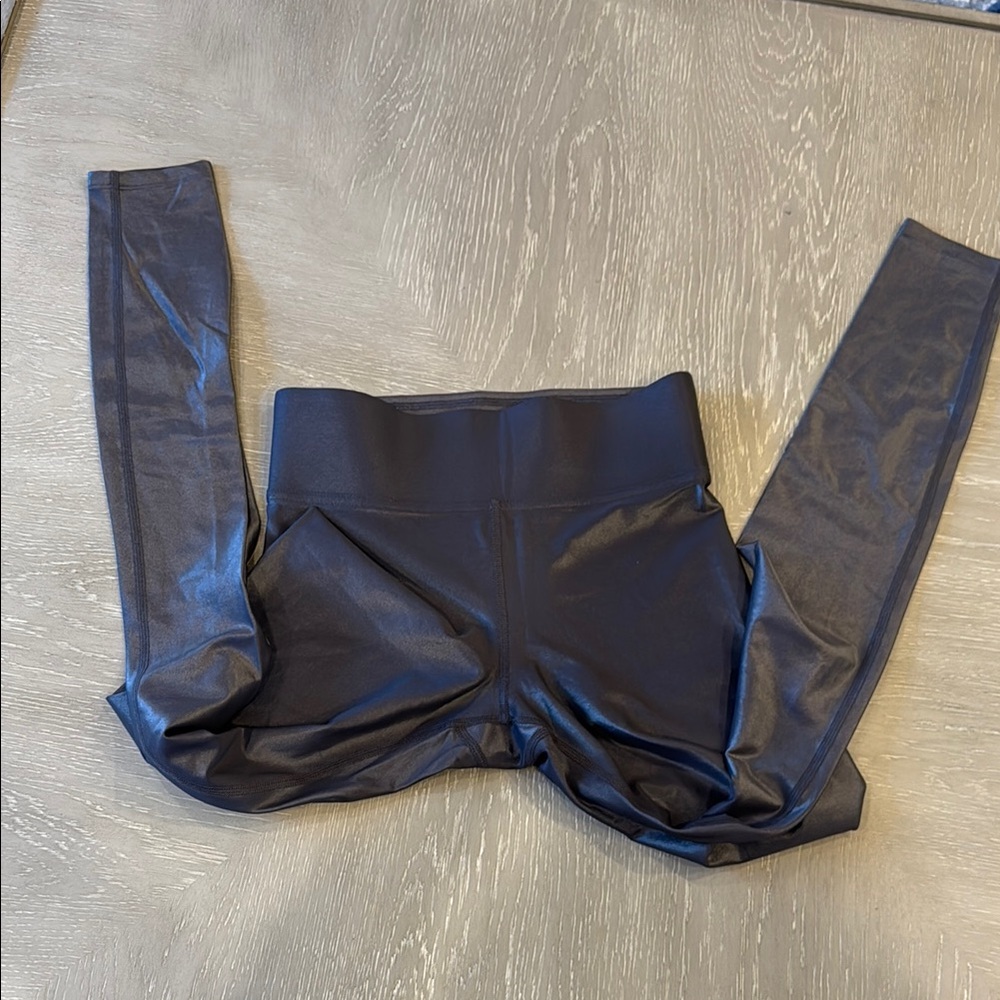 Steel Gray Carbon38 Takara Shine Leggings Extra Small  New Without Tags - Picture 11 of 16